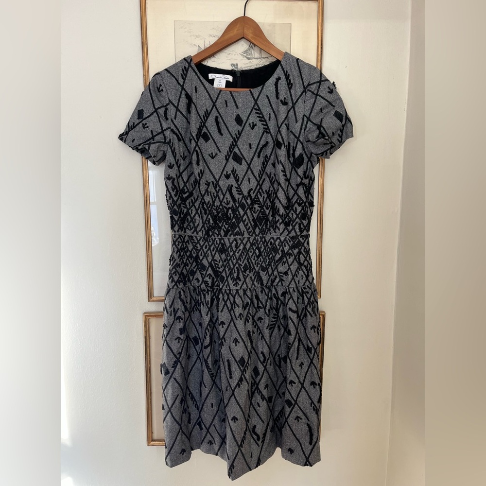 Oscar de la Renta wool embroidered shift dress 6